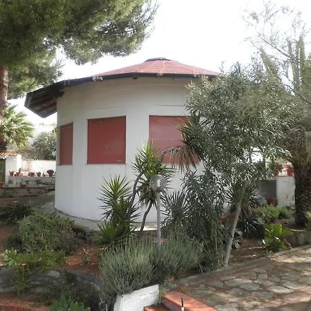 Holiday House Torre Di Manfria Дом отдыха Гела