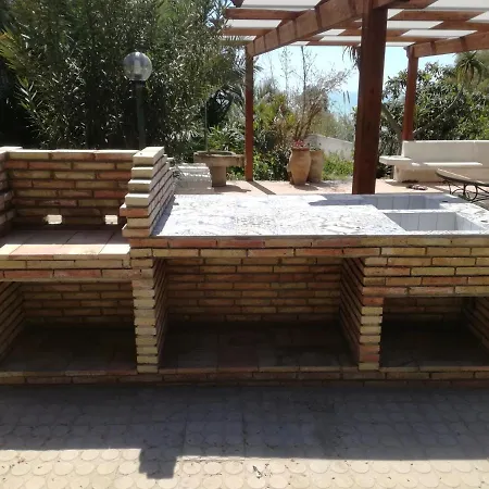 Holiday House Torre Di Manfria Дом отдыха