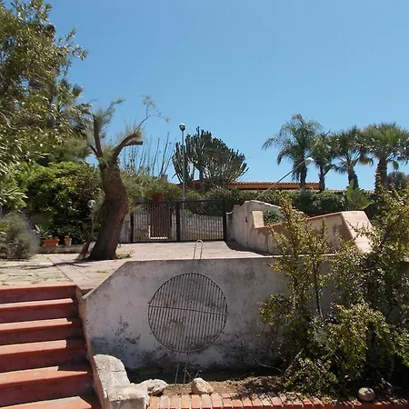 Holiday House Torre Di Manfria * Gela