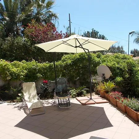 Holiday home Holiday House Torre Di Manfria *